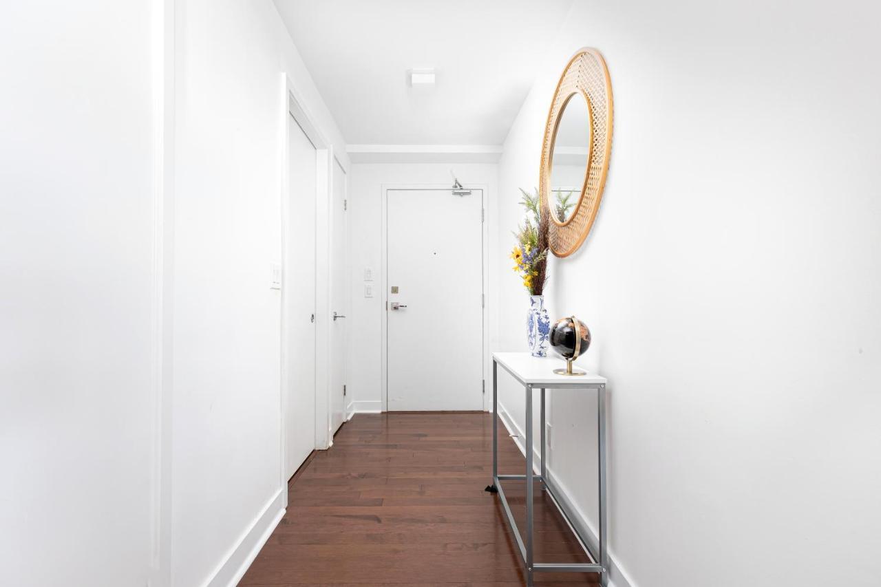 Downtown Toronto Condo Mins From Scotiabank Arena, Tiff, Cn Tower, Union, Mtcc Buitenkant foto