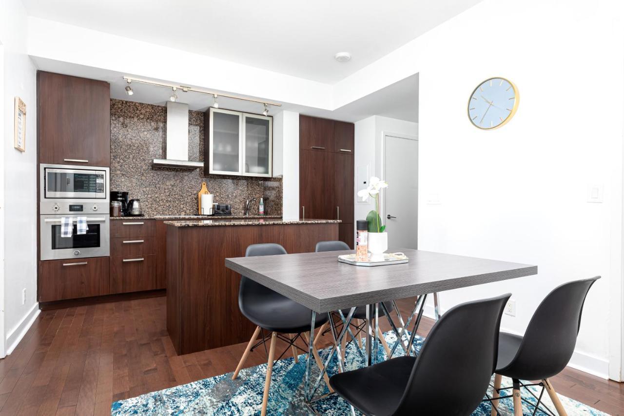 Downtown Toronto Condo Mins From Scotiabank Arena, Tiff, Cn Tower, Union, Mtcc Buitenkant foto