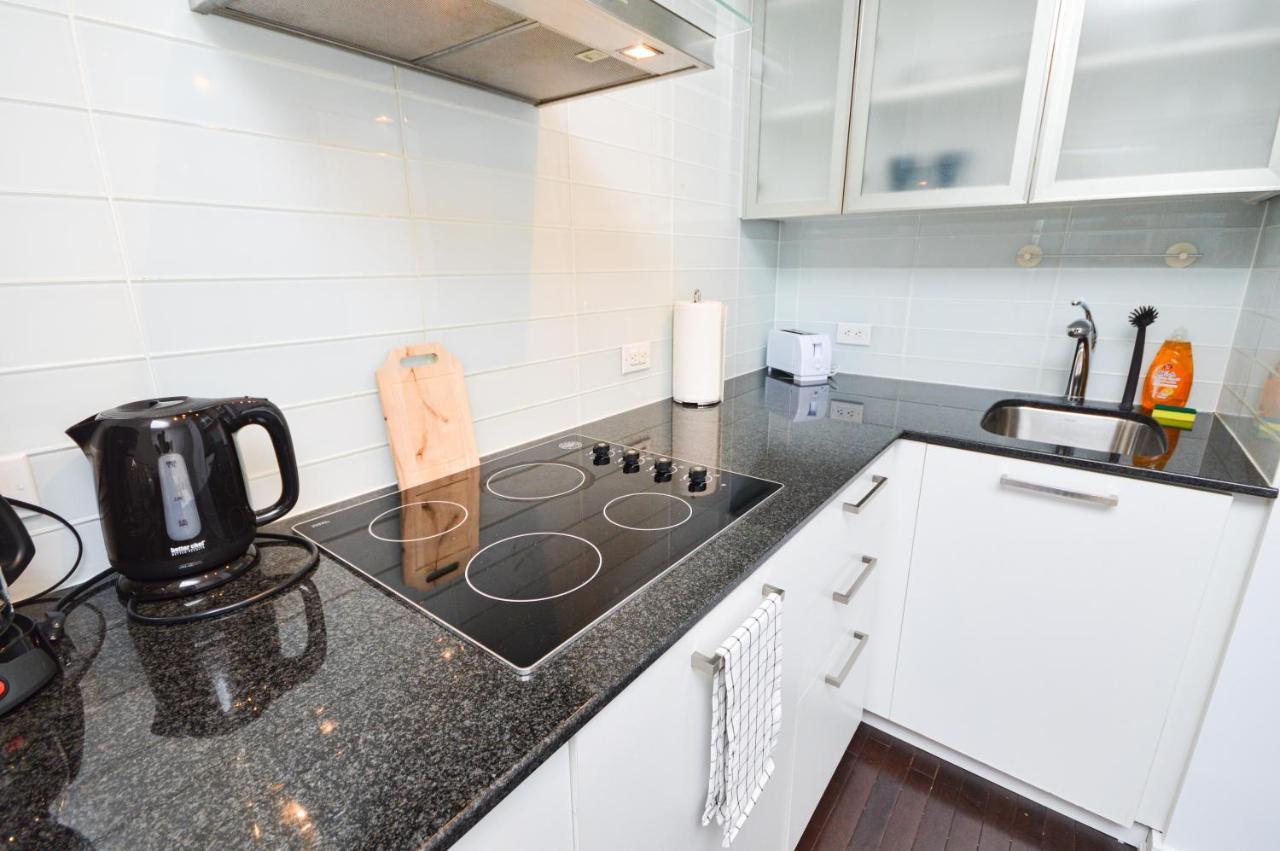 Downtown Toronto Condo Mins From Scotiabank Arena, Tiff, Cn Tower, Union, Mtcc Buitenkant foto