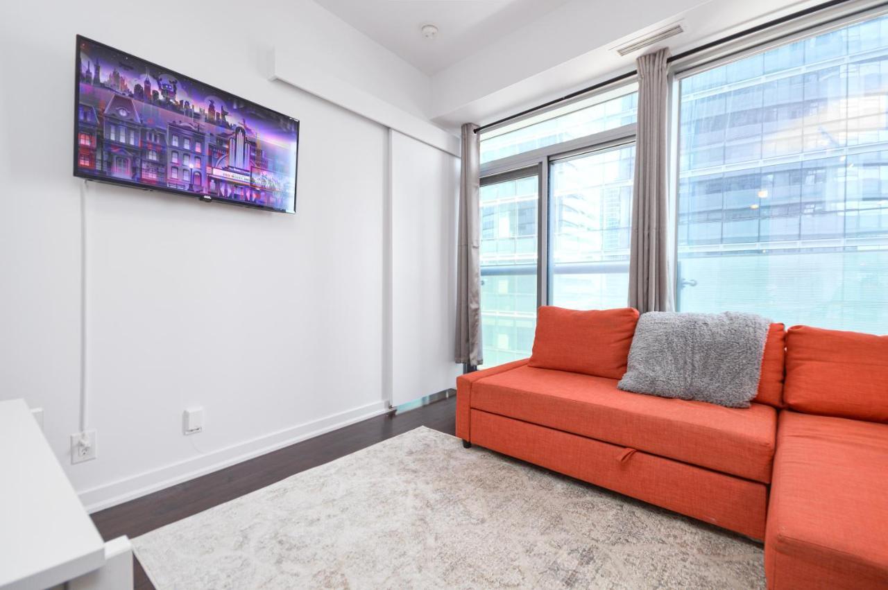 Downtown Toronto Condo Mins From Scotiabank Arena, Tiff, Cn Tower, Union, Mtcc Buitenkant foto