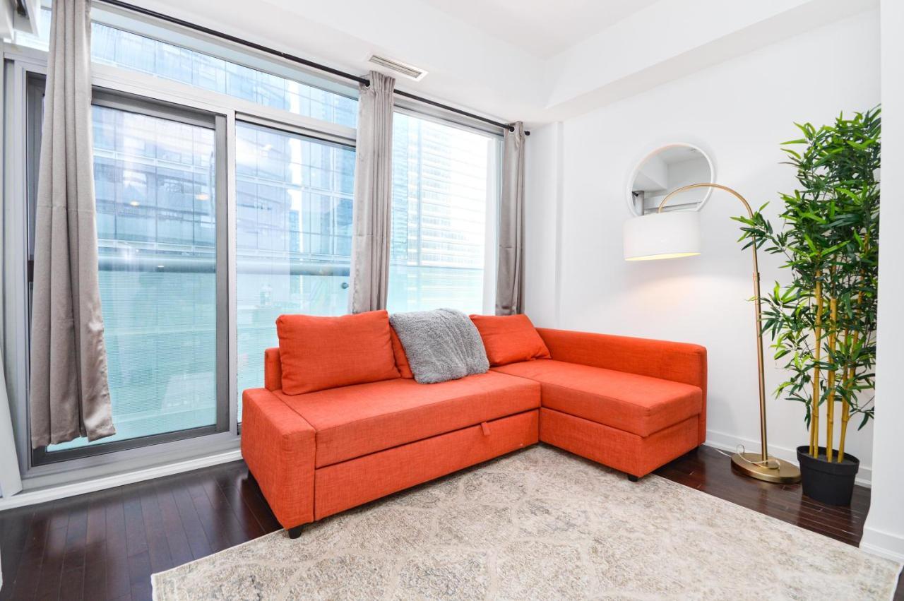 Downtown Toronto Condo Mins From Scotiabank Arena, Tiff, Cn Tower, Union, Mtcc Buitenkant foto