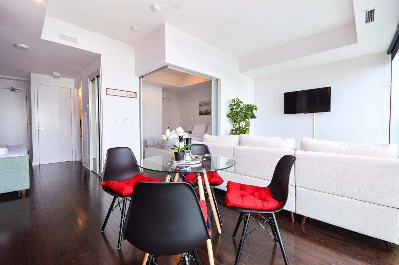 Downtown Toronto Condo Mins From Scotiabank Arena, Tiff, Cn Tower, Union, Mtcc Buitenkant foto