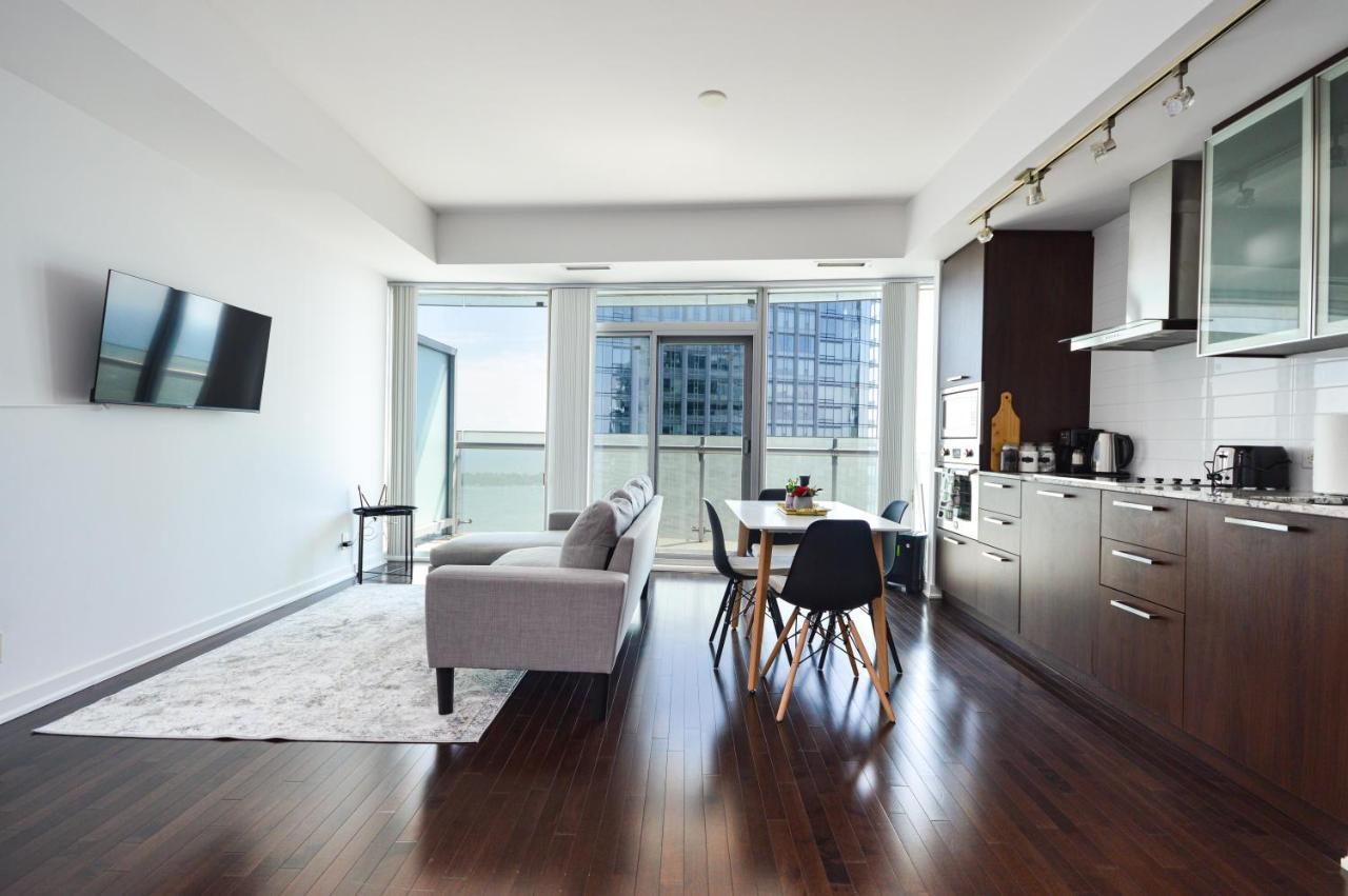 Downtown Toronto Condo Mins From Scotiabank Arena, Tiff, Cn Tower, Union, Mtcc Buitenkant foto