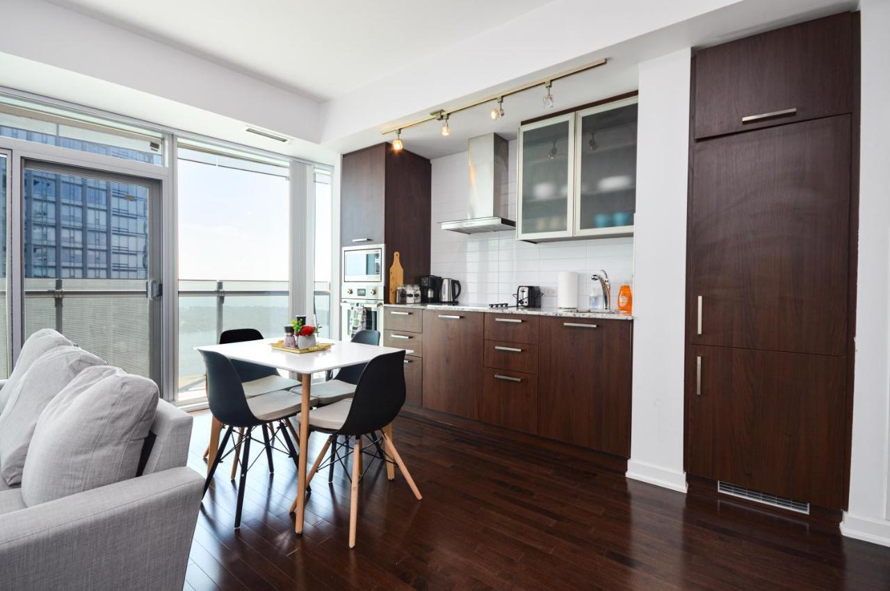 Downtown Toronto Condo Mins From Scotiabank Arena, Tiff, Cn Tower, Union, Mtcc Buitenkant foto