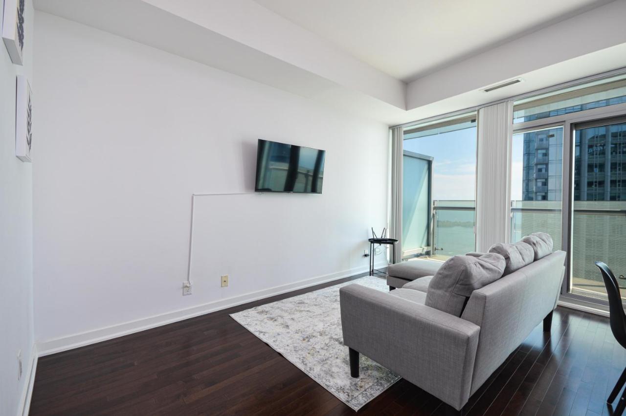 Downtown Toronto Condo Mins From Scotiabank Arena, Tiff, Cn Tower, Union, Mtcc Buitenkant foto