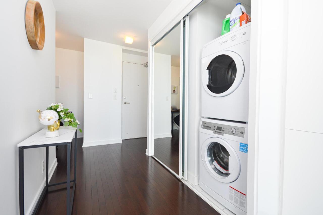 Downtown Toronto Condo Mins From Scotiabank Arena, Tiff, Cn Tower, Union, Mtcc Buitenkant foto