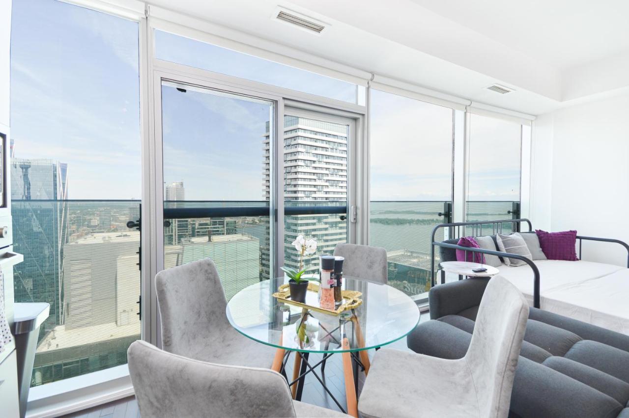 Downtown Toronto Condo Mins From Scotiabank Arena, Tiff, Cn Tower, Union, Mtcc Buitenkant foto
