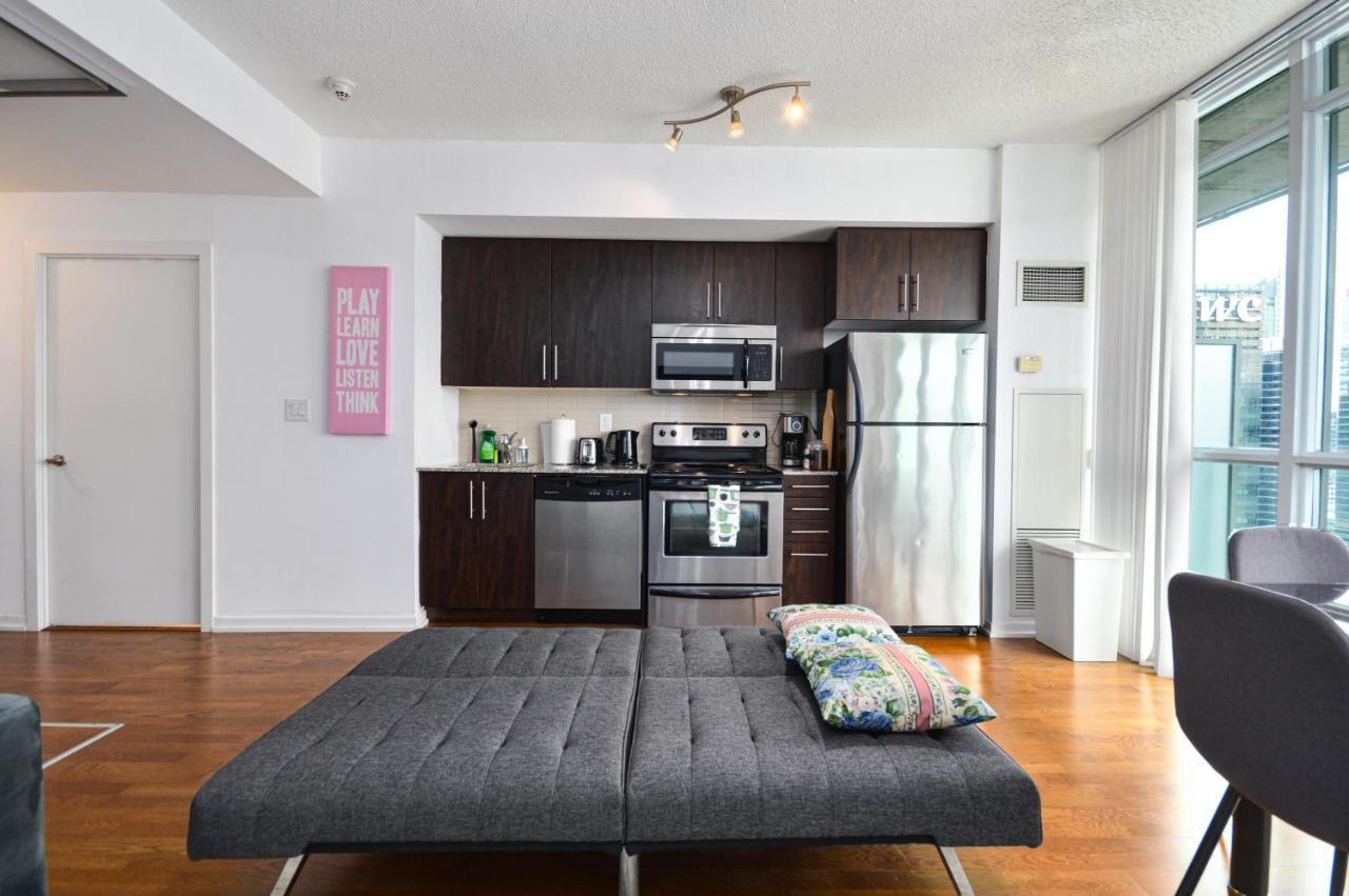 Downtown Toronto Condo Mins From Scotiabank Arena, Tiff, Cn Tower, Union, Mtcc Buitenkant foto