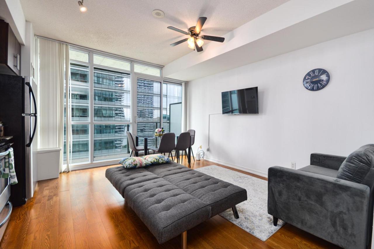 Downtown Toronto Condo Mins From Scotiabank Arena, Tiff, Cn Tower, Union, Mtcc Buitenkant foto